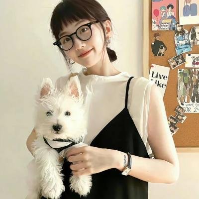 瞄准核子心海报