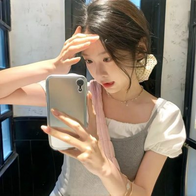 尼基海报