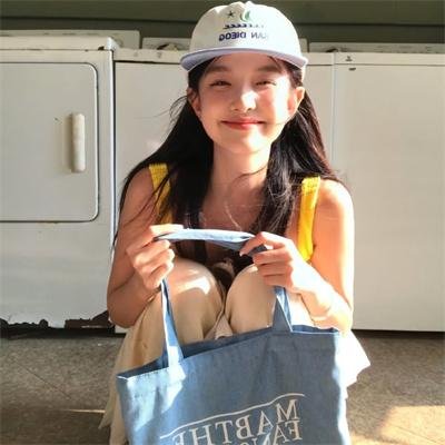 查干淖尔姑娘海报